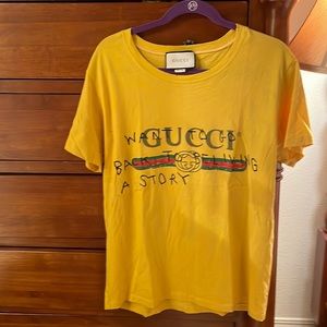 Gucci T Shirt size small